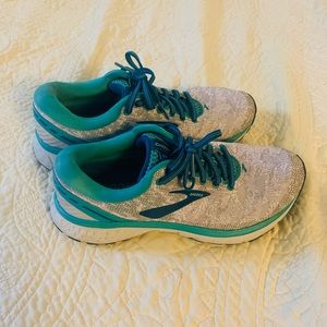 Brooks Ghost 11